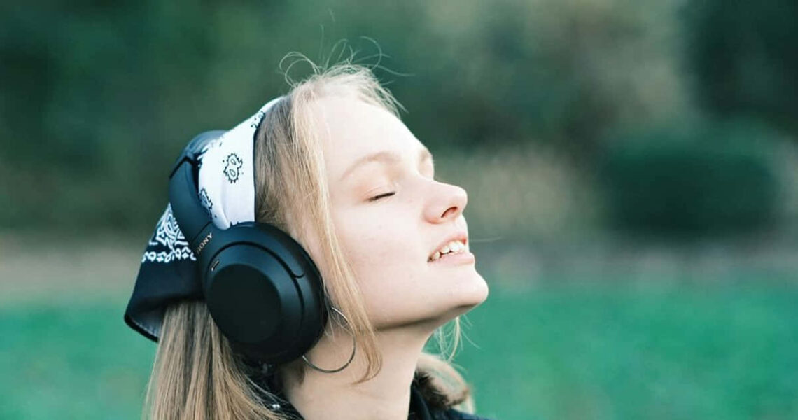 Wie saisonale Musik das Alltags-Hören und die Atmosphäre prägt